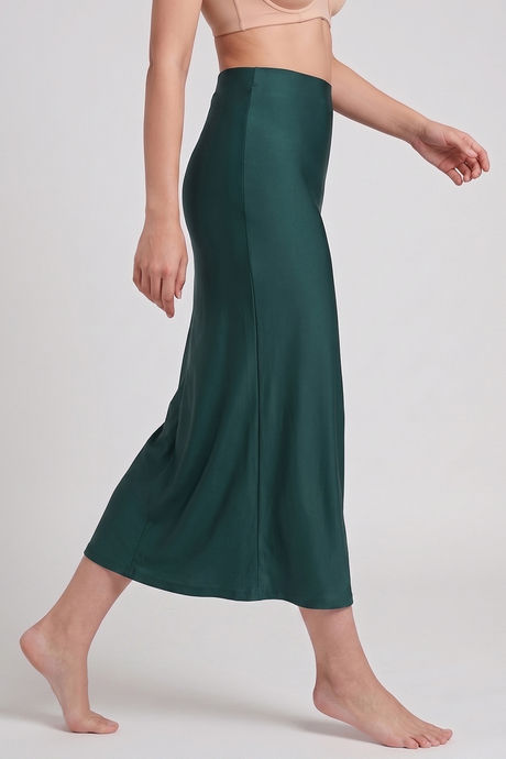 Zivame Shimmer Stretchy Saree Underskirt - Posy Green — image 3
